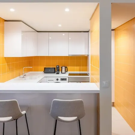 Guestready - Sunny Comfort With A Balcony And Pool Apartment