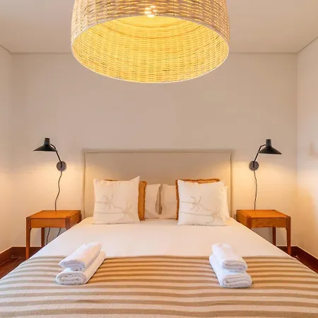 Guestready - Sunny Comfort With A Balcony And Pool Apartment Cascais