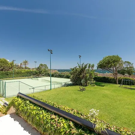 Guestready - Sunny Comfort With A Balcony And Pool Apartment
